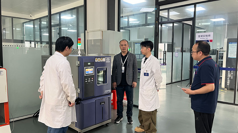 鸿锐科技有限公司采购我司节能恒温恒湿试验箱